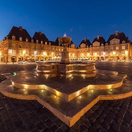 Chez Herve Et Nicky ชาร์เลอวิลล์-เมซิแยร์ ภายนอก รูปภาพ